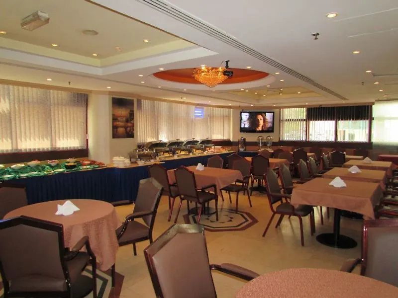 Signature Hotel Deira Dubaj